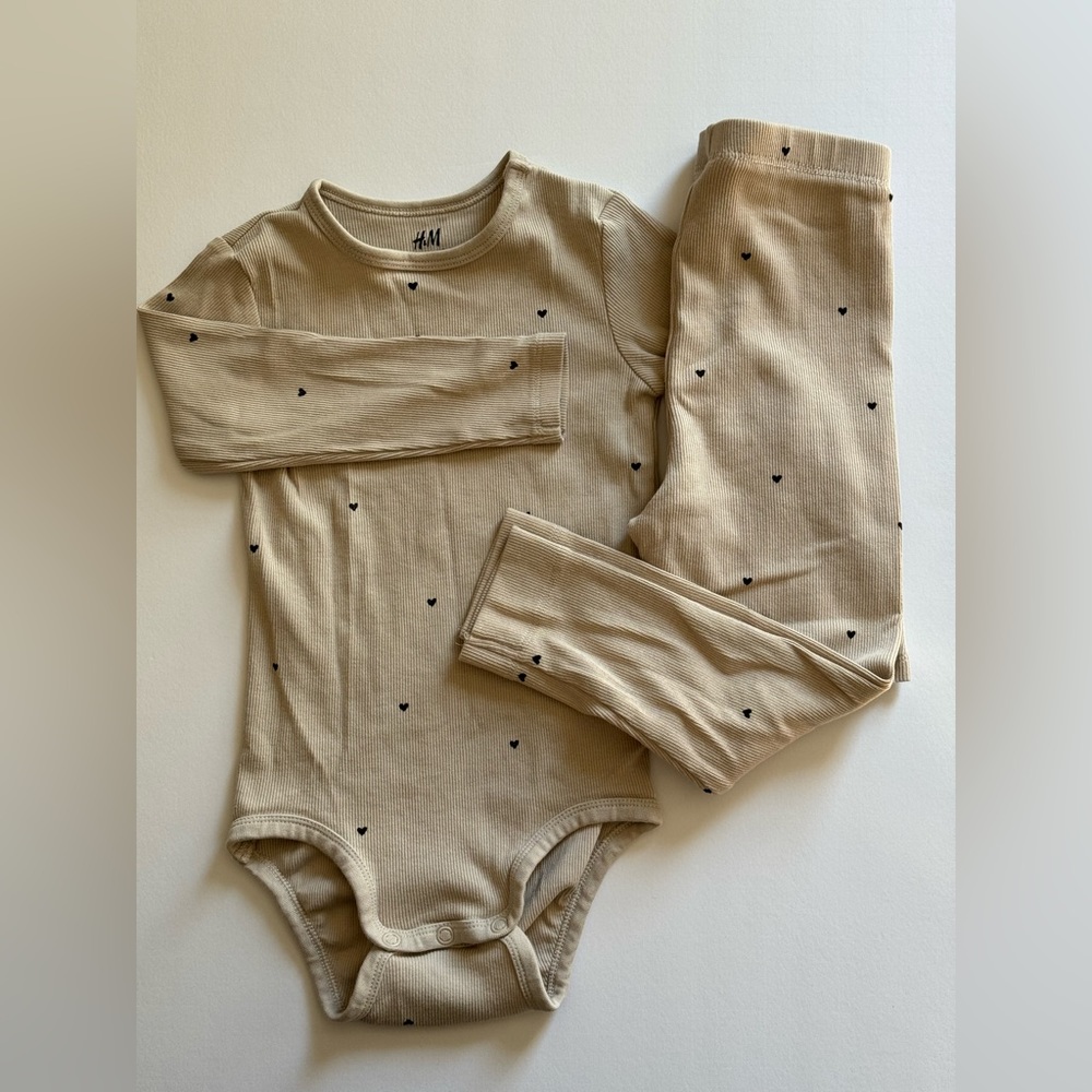 H&M toddler girl neutral ribbed cotton set